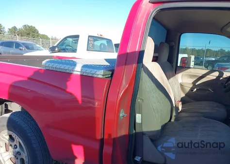 2001 Toyota Tacoma z USA, uszkodzony, nr VIN 5TENL42NX1Z815403